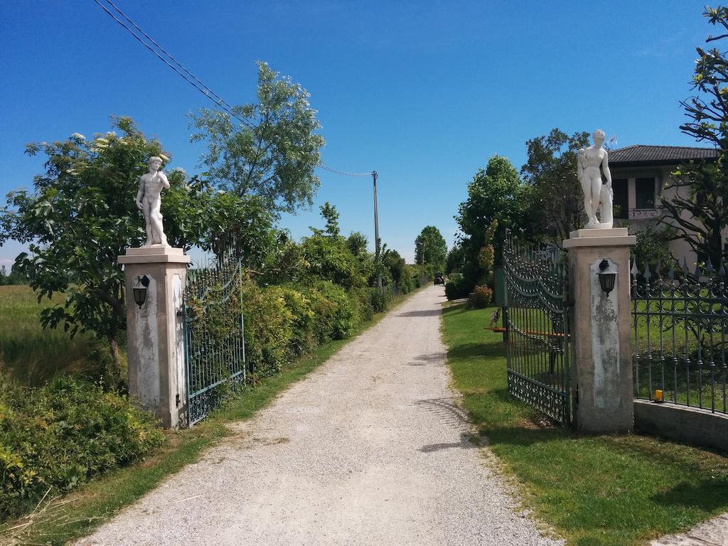 Agriturismo La Chioccia Campagna Lupia Exterior photo